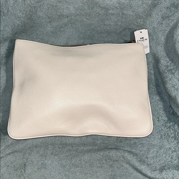 Coach Gummy Bear Clutch/Pouch - Picture 5 of 6